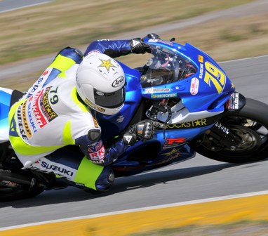 Young, Blake - 2009 Daytona 004-sm Blake Young in action on the Yoshimura Suzuki. (Larry Lawrence photo)