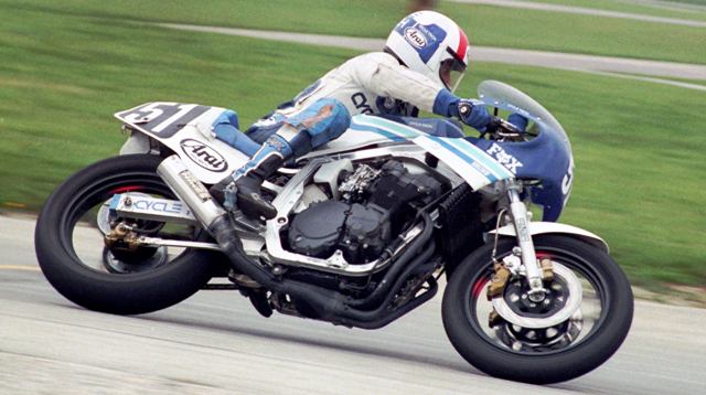 David Aldana on the Cycle Tech Racing Suzuki GSXR750 at Indianapolis Raceway Park in April of 1985. (Larry Lawrence photo)