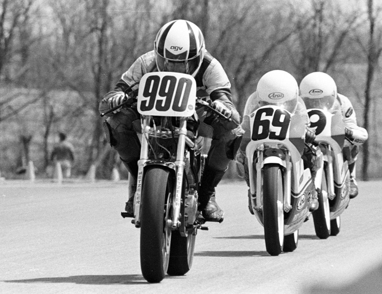 Demopoulos, Chris -sm Chris Demopoulos leads Nicky Hayden (69) and Tommy Hayden in a WERA race at Putnam Park in the early 1990s. (Larry Lawrence photo)