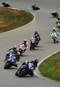 Mid-O 09 - Hayes Sun Josh Hayes leads the Superbike pack en route to his sweep of the Mid-Ohio Doubleheader. (Larry Lawrence photo)