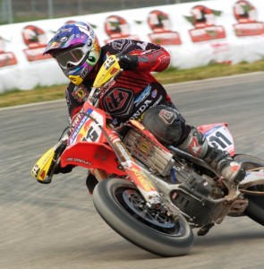 Fillmore SuMo Chris Fillmore in his Supermoto get up in 2006. (Larry Lawrence photo)