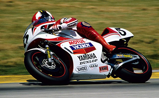Thomas Stevens on the Team Roberts/Viceroy Yamaha at int he AMA 250 Grand Prix race Road America in 1989. (Larry Lawrence photo)