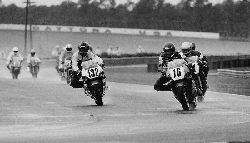 Kipp at CCS Tom Kipp (16) and Lee Pounders (132) battle early in a CCS Middleweight Superbike race at a rainy Daytona. (Larry Lawrence photo)