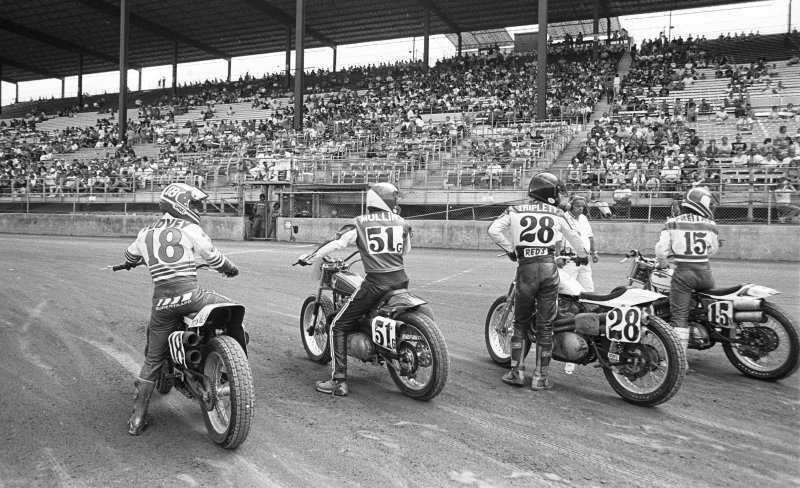 Poovey and the Boys Terry Poovey, Don Mullins, Randy Triplett and Wink Freitas wait for their turn for practice at the 1986 Indy Mile. (Larry Lawrence photo)