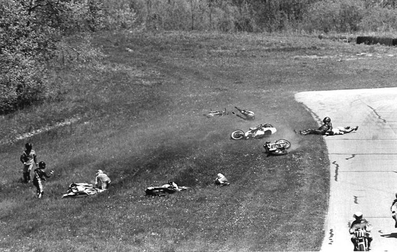 Big Crash A pileup during a WERA Formula 2/Vintage 4 race at Grattan Raceway in the late 1980s. (Larry Lawrence photo)