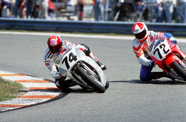 Stefano Caracchi leads DavidBusby in the 1989 Daytona 250 Grand Prix race. (Larry Lawrence photo)