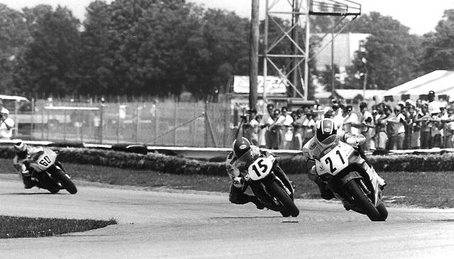 Milton J. Andrew Milton (21) leads Steve Patterson (15) and Kurt Hall (60) in a WERA Pro 600cc Superstock race at Indianapolis Raceway Park in 1992. (Larry Lawrence photo)