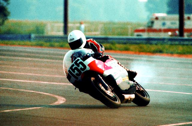 Reiman 2-sm Roger Reiman road racing AMA Battle of the Twins in Memphis in 1987. (Larry Lawrence photo)