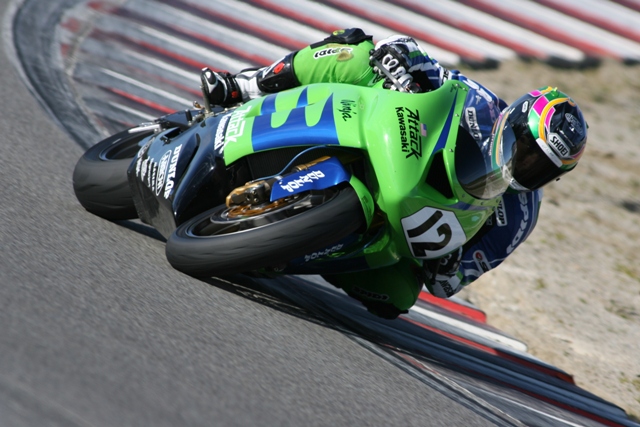 Attard Ben Attard racing the Attack Kawasaki in a test session at Laguna Seca in 2006. (Kawasaki Racing photo)