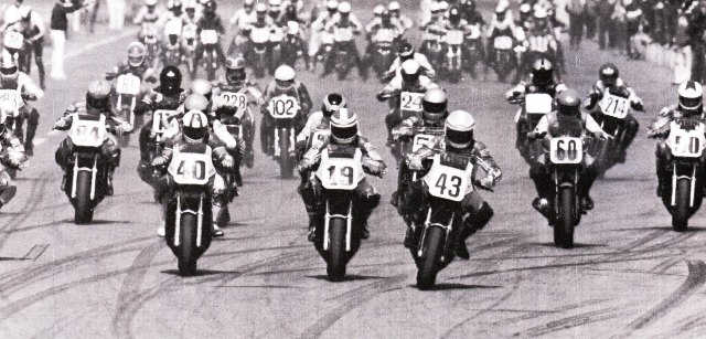 Daytona 83 SB start The start of the 1983 Daytona Superbike race. (Daytona International Speedway photo)