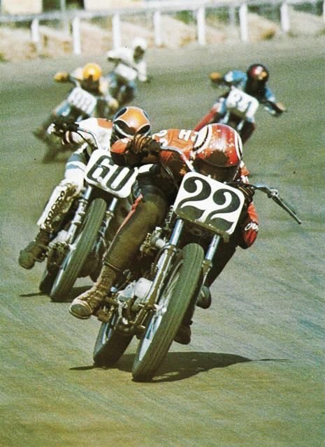 Terry Dorsch (22) powers onto the straightaway as Chuck Joyner (60) throttles up to try to get into Dorsch’s draft.