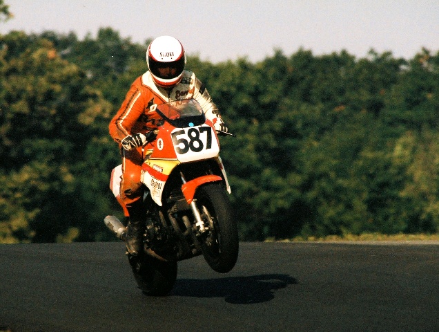 Knapp, Dave Dave Knapp at Grattan Raceway circa 1986. (Larry Lawrence photo)