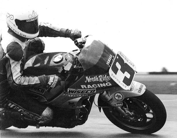 Northridge North Ridge Racing, running a Yamaha FJ1100, at a WERA National Endurance race in June of 1985. (Larry Lawrence photo)