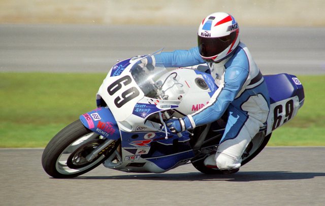 Stump, Scott - 1990 Daytona - sm Scott Stump won a pair of 883 Dirt Track national titles, but he could move on the pavement as well. This is Stump practicing for the 750 Supersport race at Daytona in 1990. (Larry Lawrence photo)