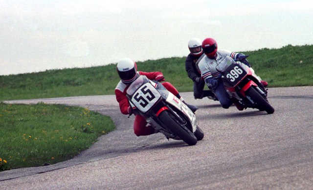 Todd Poindexter leading Gary Jeffries and a third rider in a WERA event at Grattan Raceway in May of 1986. (Larry Lawrence photo)