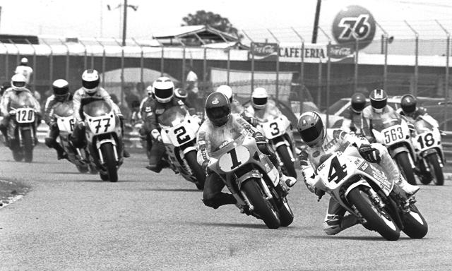 Scott Russell (4), with Solmax Racing and Team Suzuki Endurance rider Mike Harth (1) lead the pack at the start of a WERA National Endurance race at Rockingham. The Human Race Team (2) can be seen in the background as well. (Larry Lawrence photo)