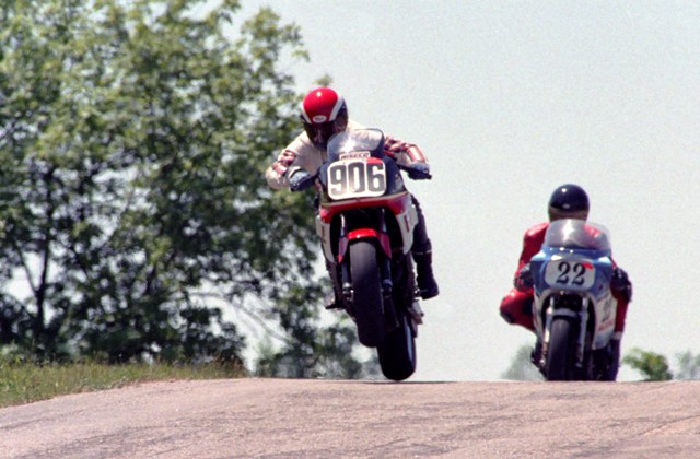 Thomas, Chris - Grattan 6-86 Chris Thomas coming over the jump on his Yamaha FZ750 Superbike with both wheels airborne at Grattan Raceway during a WERA race in June of 1986. (Larry Lawrence photo)