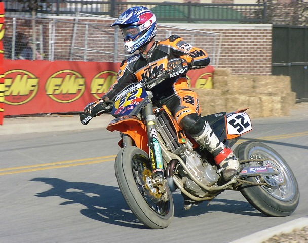 Larry Pegram backs in his Red Bull HMC KTM into a turn at the AMA Red Bull Supermoto race in downtown Columbus, Ohio, in October of 2003. (Larry Lawrence photo)