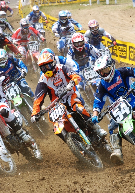 Kirniry came out on top of this group, finishing eighth in the moto on the Motosport/MDK/MSR Kawasaki.