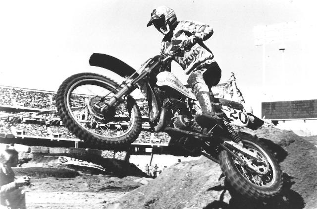 Darrell Shultz racing for factory Suzuki in 1979. (Suzuki press kit photo)