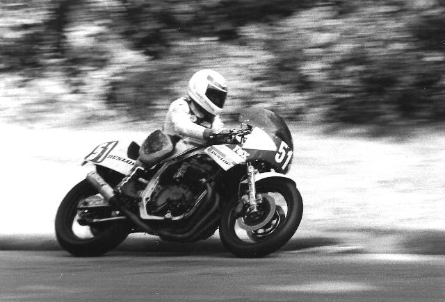 John Kocinski races the Cycle Tech Racing Suzuki GSXR750 through a turn in the woods at Blackhawk Farms in South Beloit, Illinois, during a WERA National Endurance race in August of 1985. (Larry Lawrence photo)