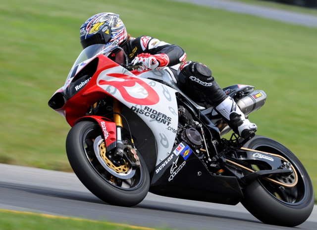 Roberts, Kurtis - Mid-O SB 2010 Kurtis Roberts racing the RidersDiscount.com Yamaha R1 Superbike in his return to the AMA Superbike Championship at Mid-Ohio Sports Car Course on July 18, 2010. Roberts finished 10th in his first race in the series in three years. (Larry Lawrence photo)