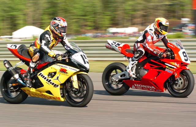 Zemke - Rapp - Barber 05 Jake Zemke (98) and Steve Rapp (15) get into a braking battle as the duo dive into a turn at Barber Motorsports Park during an AMA Superbike race there in April of 2005. (Larry Lawrence photo)
