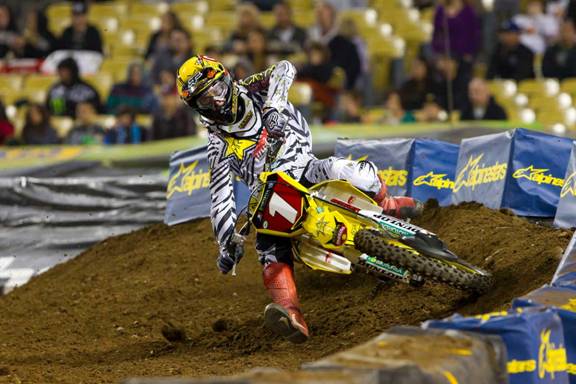 2010 Supercross class champion and Rockstar Makita Suzuki’s Ryan Dungey sits in third place, 14 points behind leader Ryan Villopoto in the Supercross class standings. (Photo Credit: Hoppenworld.com)