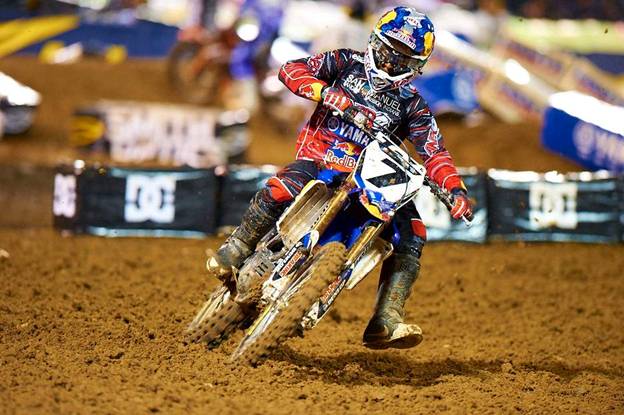 San Manuel Yamaha’s James Stewart now controls the points lead in the Supercross class after a victory last weekend in Oakland. (Photo Credit: Hoppenworld.com)