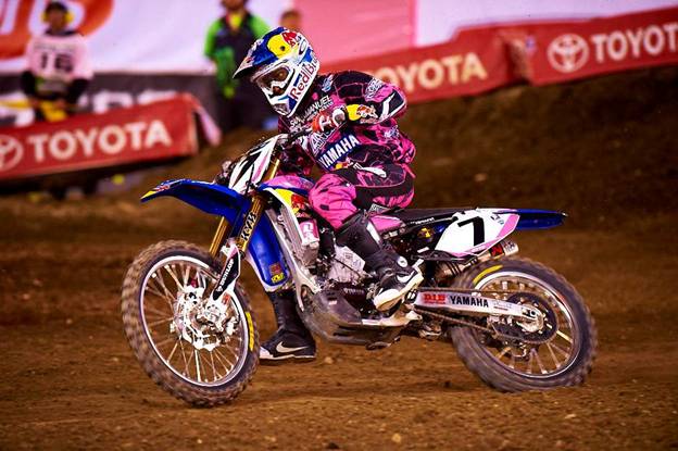 Houston pre1 San Manuel Yamaha’s James Stewart earned his 40th career Supercross class victory last weekend in Anaheim for the second annual pink-themed “Breast Cancer Awareness” race. (Photo Credit: Hoppenworld.com)