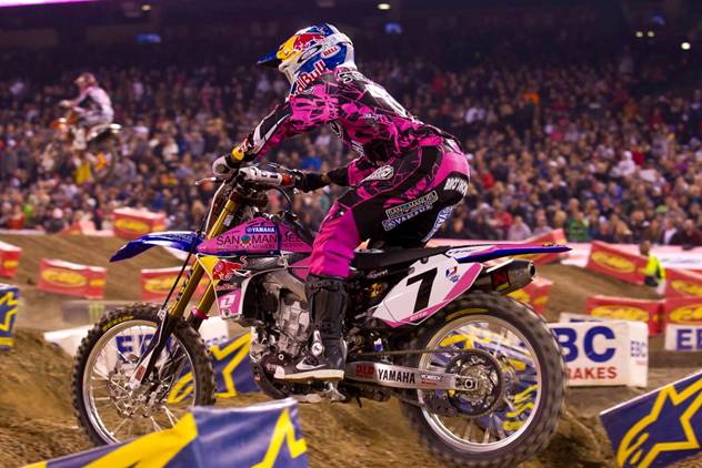 San Manuel Yamaha’s James Stewart is hoping to rebound from a 15th place finish last Saturday in Houston. Stewart currently sits in second place, nine points out of the lead. (Photo Credit: Hoppenworld.com)