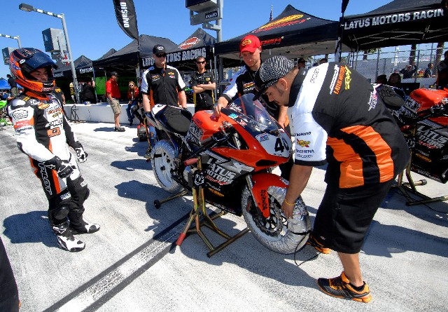 Chicken Hawk Racing Tire Warmers Are Used by 2011 Daytona Winner Jason DiSalvo.
