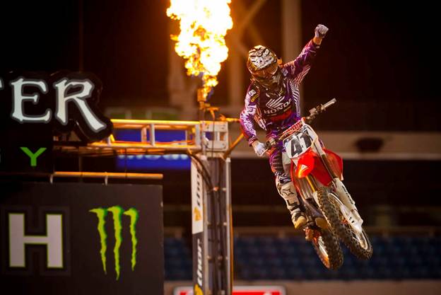 TorSX1 American Honda’s Trey Canard earned his second win of the season last weekend and looks to extend his winning streak this Saturday in Toronto. (Photo Credit: Hoppenworld.com)