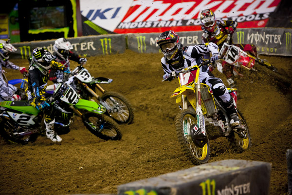 SLC 2 Four riders are separated by only nine points in the Supercross class as the championship heads to Salt Lake City’s Rice-Eccles Stadium this Saturday. (Photo Credit: Hoppenworld.com)