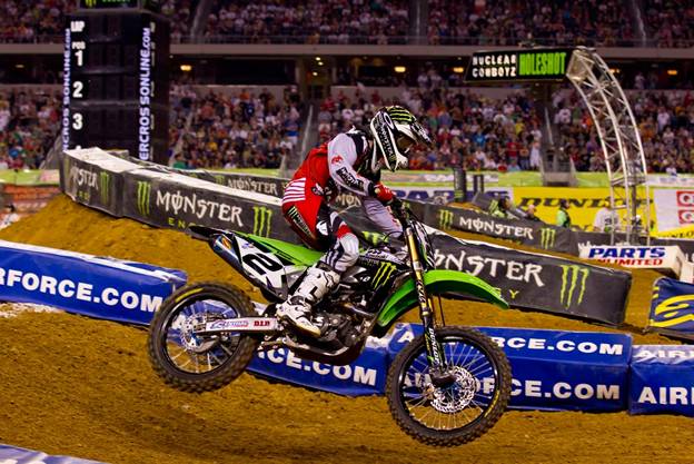 StLouispre Ryan Villopoto ended his two-race drought this past weekend by finishing second. This podium finish has moved him back into the lead where he now sits six points ahead of Chad Reed. (Photo Credit: Hoppenworld.com)