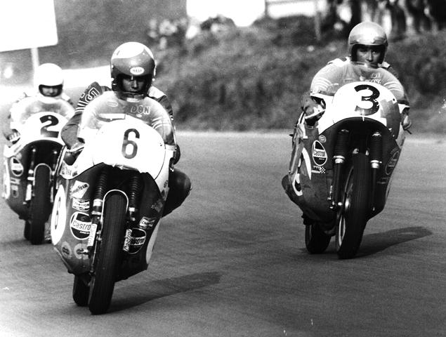 Emde - Match Race Don Emde (No. 6) leading American teammates David Aldana (No. 3) and Jim Rice (No. 2) at Mallory Park during the 1971 Trans-Atlantic Match Race Series. (Jim Greening Collection)