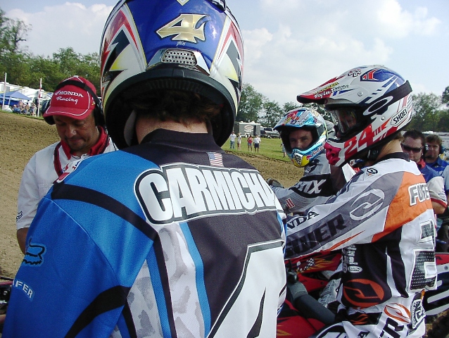 RC & MC Ricky Carmichael and Jeremy McGrath chat before the start of the second moto at the Steel City National in 2004. (Larry Lawrence photo)
