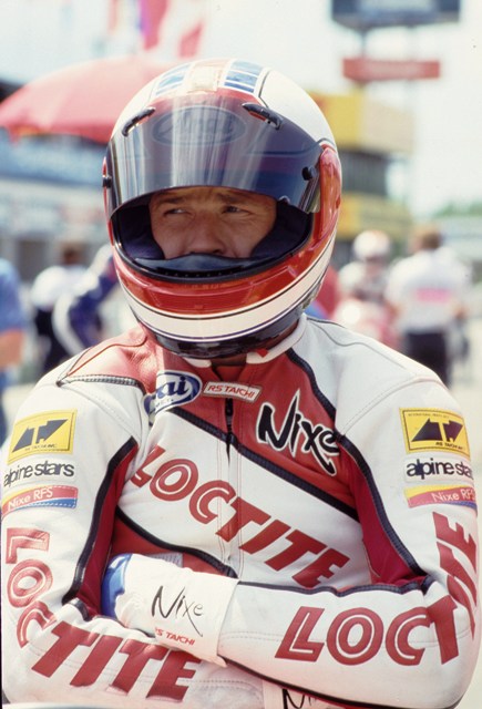 Rob McElnea sits on the grid just before the start of the Canadian round of the World Superbike Championship at Mosport in 1990. (Larry Lawrence photo)
