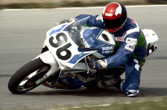 Gleason, Craig - Topeka '91 Craig Gleason races his Suzuki GSXR750 at Heartland Park Topeka in the AMA 750cc Supersport race in September of 1990. Gleason was one of the top riders in the series that year and at Topeka he scored a season-best fifth-place finish. (Larry Lawrence photo)
