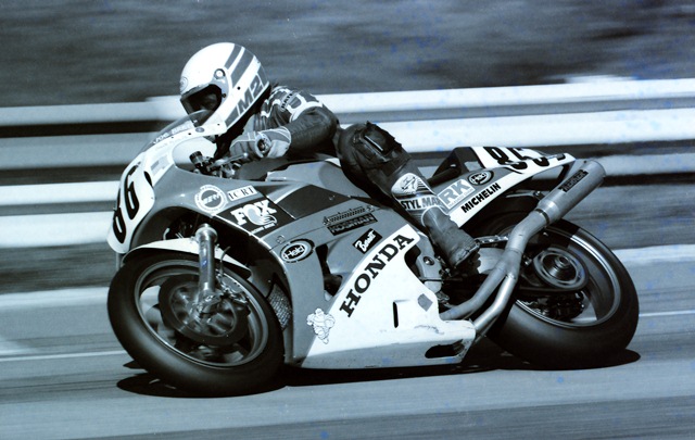 Williams, Joe Brett - Rd Atl FUSA 3-91 To this day the Honda RC30 is a gorgeous Superbike. The look of the machine was very much GP inspired and ahead of its time. Here’s Joe Brett Williams racing his RC30 in a WERA Pro Series Formula USA race at Road Atlanta in March of 1991. (Larry Lawrence photo)