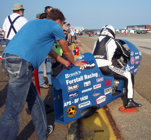 Bill_Warner_Loring_2012-sm The meet was highlighted by Bill Warner's 290.295 mph pass on a highly modified Suzuki Hayabusa-based racebike. From a standing start, it charged to the highest top speed ever recorded for a sit-on motorcycle in a one-mile sprint.