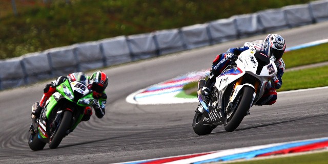 Marco Melandri (BMW Motorrad Motorsport) made a real play for the 2012 eni FIM Superbike World Championship title today by putting in a double win of the highest quality, overcoming Tom Sykes (Kawasaki Racing Team) in both 20-lap contests at the classically sculpted Brno circuit.