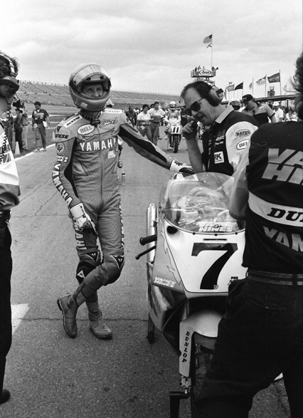 Lawson, Eddie - Daytona 1993b Eddie Lawson looks happy and relaxed before the start of the 1993 Daytona 200, along with his Vance & Hine Yamaha crew. Lawson went over to win the race in a thriller over Scott Russell. (Larry Lawrence photo)
