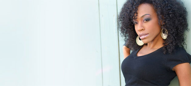 M1 PowerSports is thrilled to announce that musical sensation Ottrina Bond has been signed to perform the National Anthem for September's Triumph Big Kahuna Miami presented by Dunlop Tire and LeoVince.
