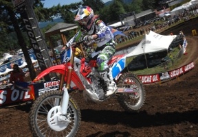 Ashley Fiolek is the hottest rider in the WMX Class and will look for a third straight win on Saturday. (Courtesy Carl Stone) 