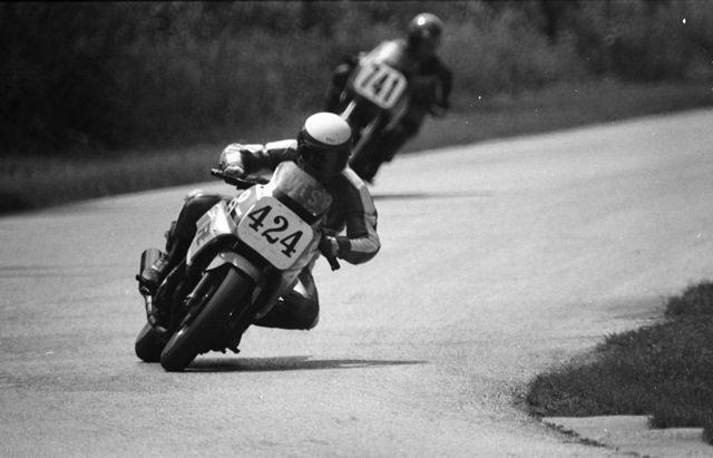 Gray, Ed - Blackhawk 6-85 Ed Gray leads Charlie Buse in a WERA sprint race at Blackhawk Farms in June of 1985. Gray was racing a Yamaha FZ750 and Buse a Yamaha FJ600. Both of those bikes were very popular among club racers in the mid-1980s. (Larry Lawrence photo)