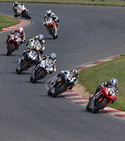 LTDsatNJ08-smb Huntley Nash was able to charge inside the top ten in the first AMA Pro Daytona SportBike race at New Jersey, although the young racer ultimately finished 14th. (Brian J. Nelson photo)