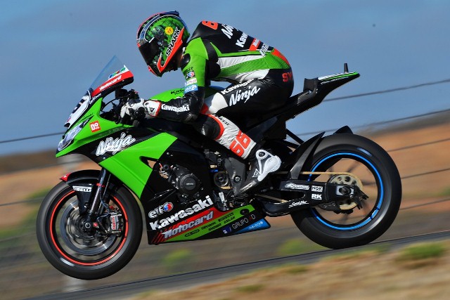 Portimao_Saturday_Sykes-SM Tissot-Superpole has almost become the personal property of Tom Sykes (Kawasaki Racing Team) in 2012 and in Portimao he recorded his eighth win in this competition, which allocates final grid positions for the top 16 qualifiers.