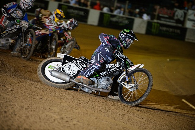 Hamill calls Costa Mesa Speedway his home track. Hailing from nearby Carlsbad, he was a crowd favorite and looked to set the tone for a drama-free night in his opening heat. However, misfortune struck as a bike malfunction sent Hamill to the pits and forced him to come-from-behind all night long. (Simon Cudby photo)