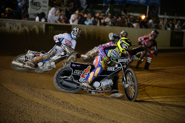 Once the action was underway, there was an onslaught of heat races to determine who would run for the money in the Main Event. A total of 20 points-paying heats were ran every four minutes, and with only four laps to get the job done, mistakes and errors in judgment could make or break any rider’s hopes. 